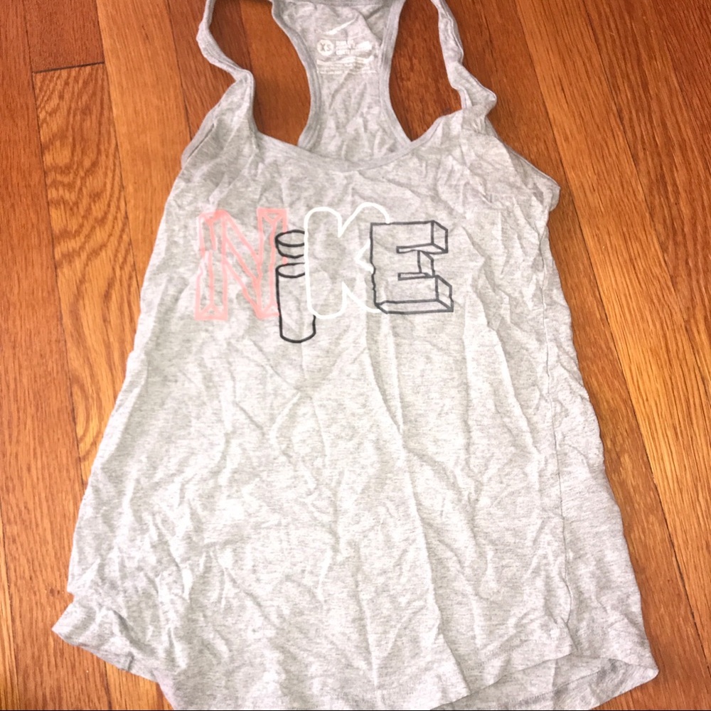 Nike graphic work out tank. Gray. Size XS.